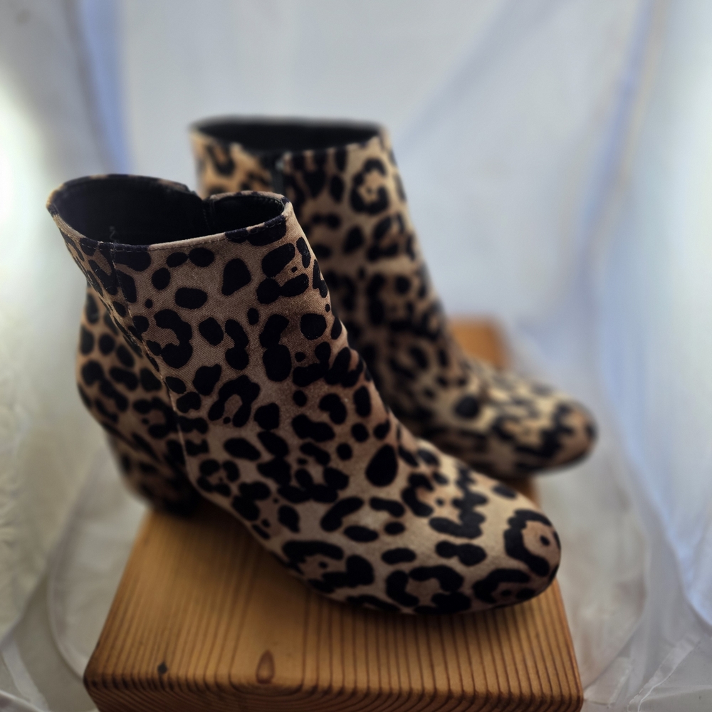 a new day Leopard Pattern Ankle Boots